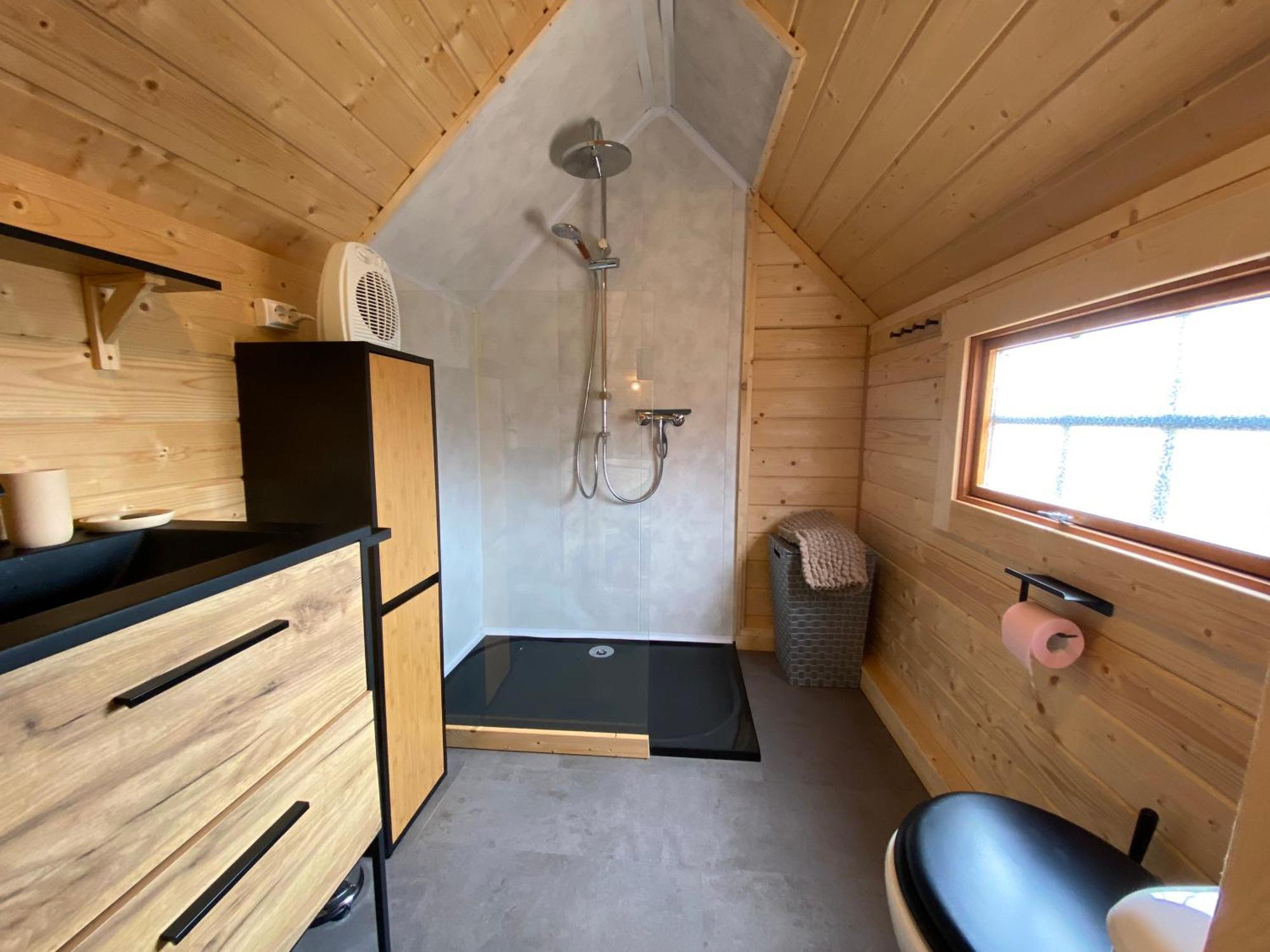 Le Petit Moulin Hotell Pouzauges Exteriör bild